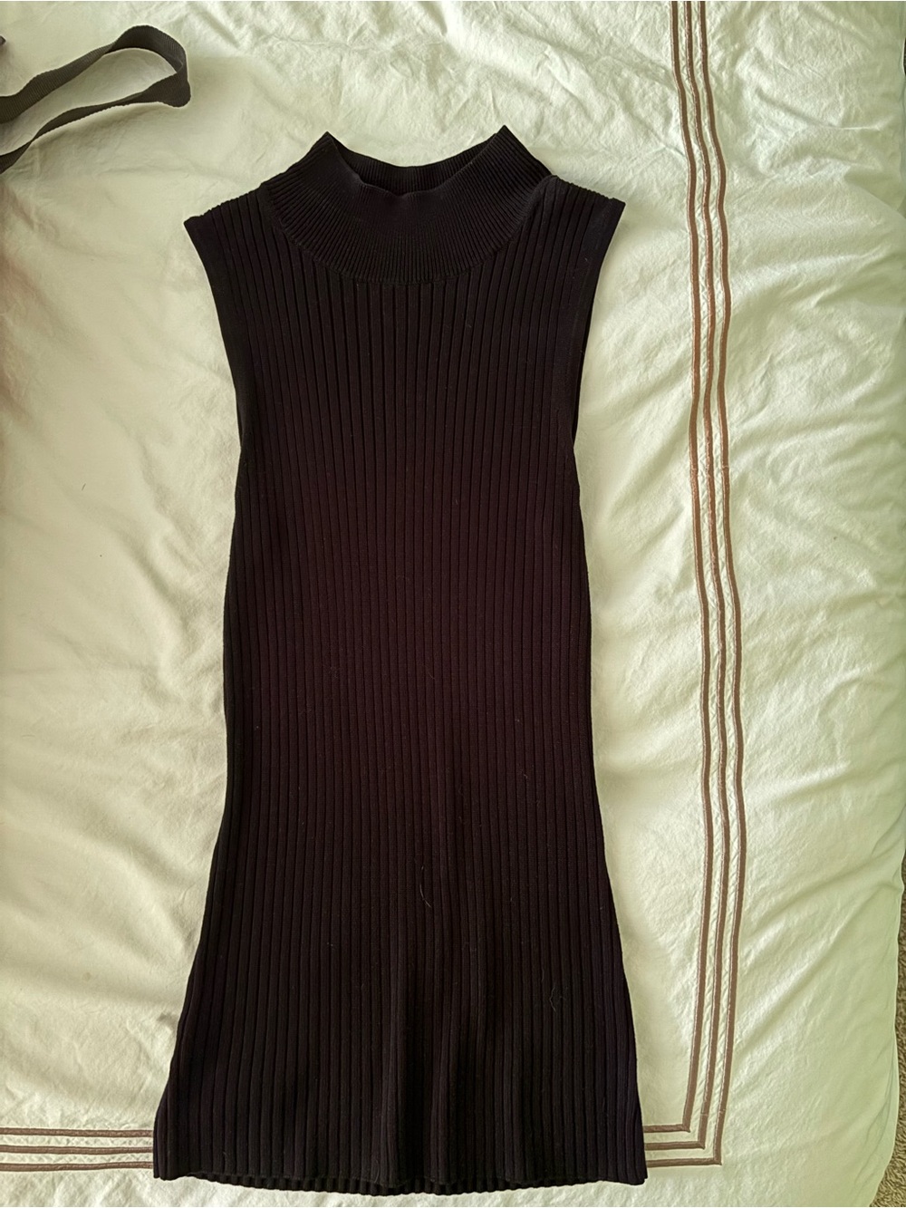 Ann Taylor Sleeveless Ribbed Midi Dress in Black